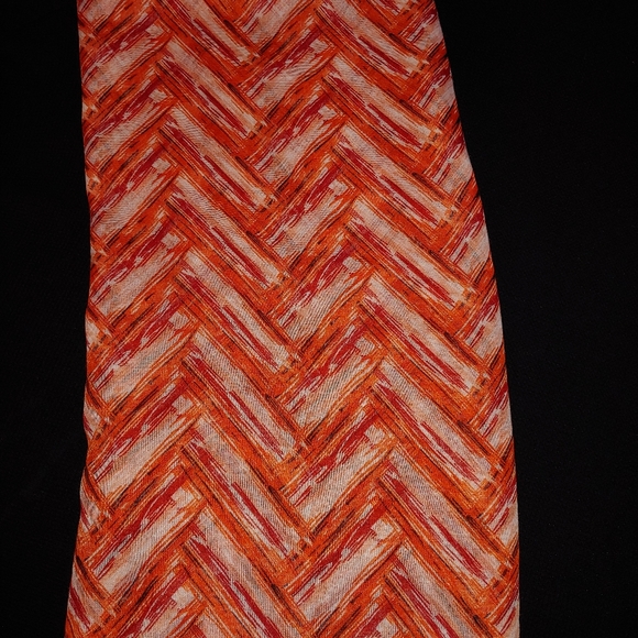 Scarf - Picture 3 of 4